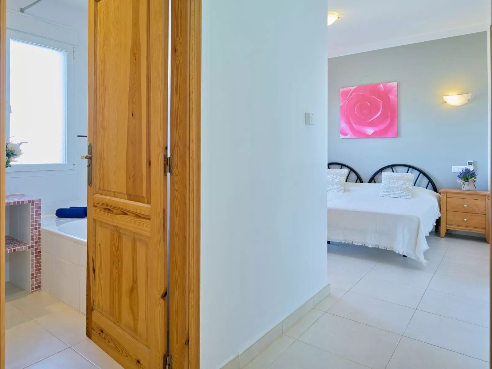 Casa Piedra-Inside