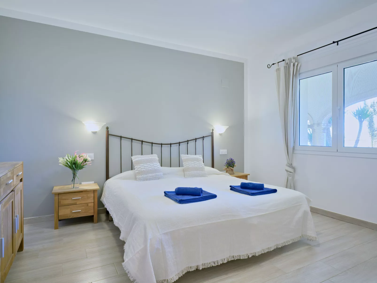Casa Piedra-Inside