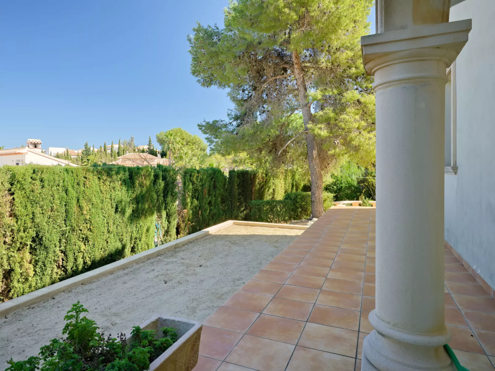 Casa Piedra-Outside