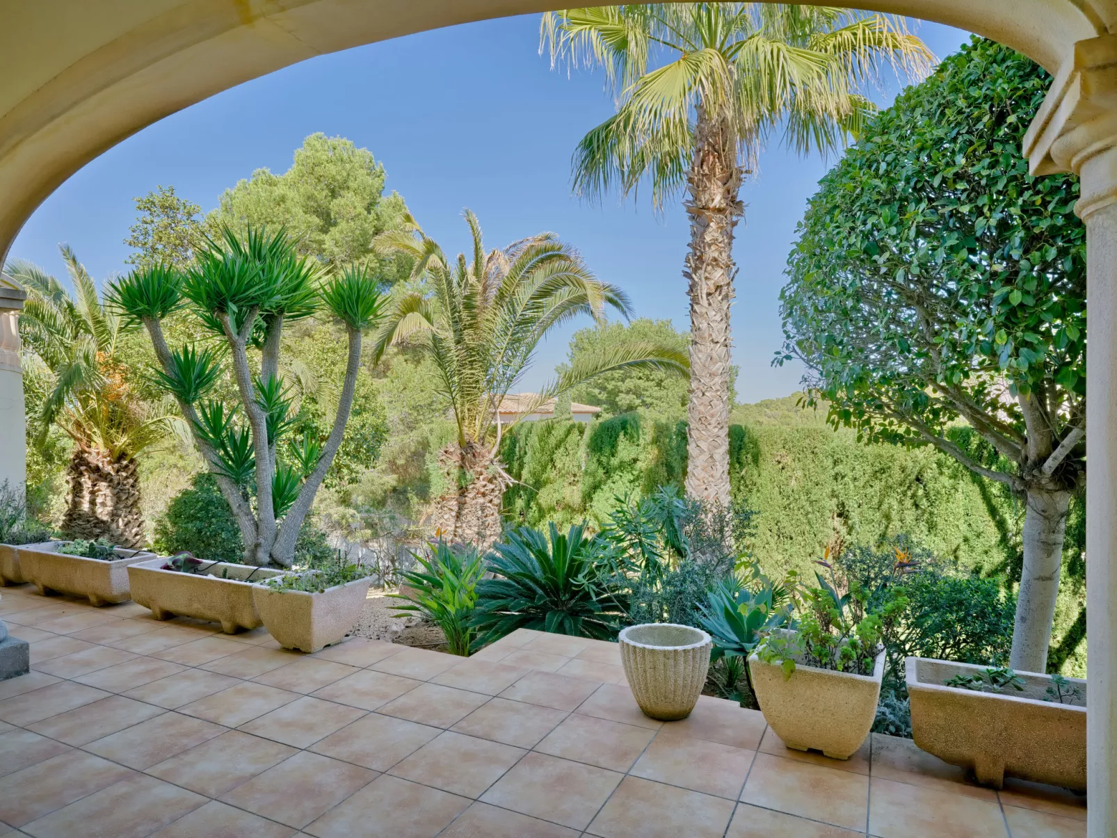 Casa Piedra-Outside