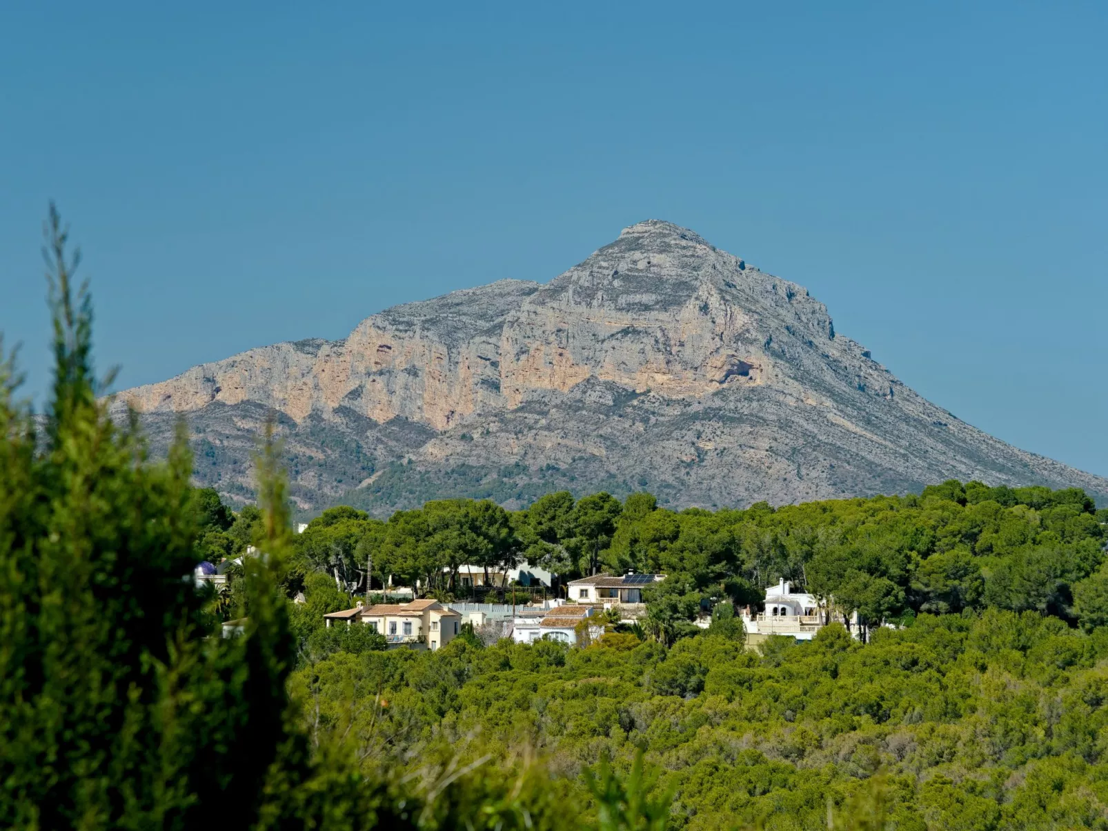Casa Piedra-Outside