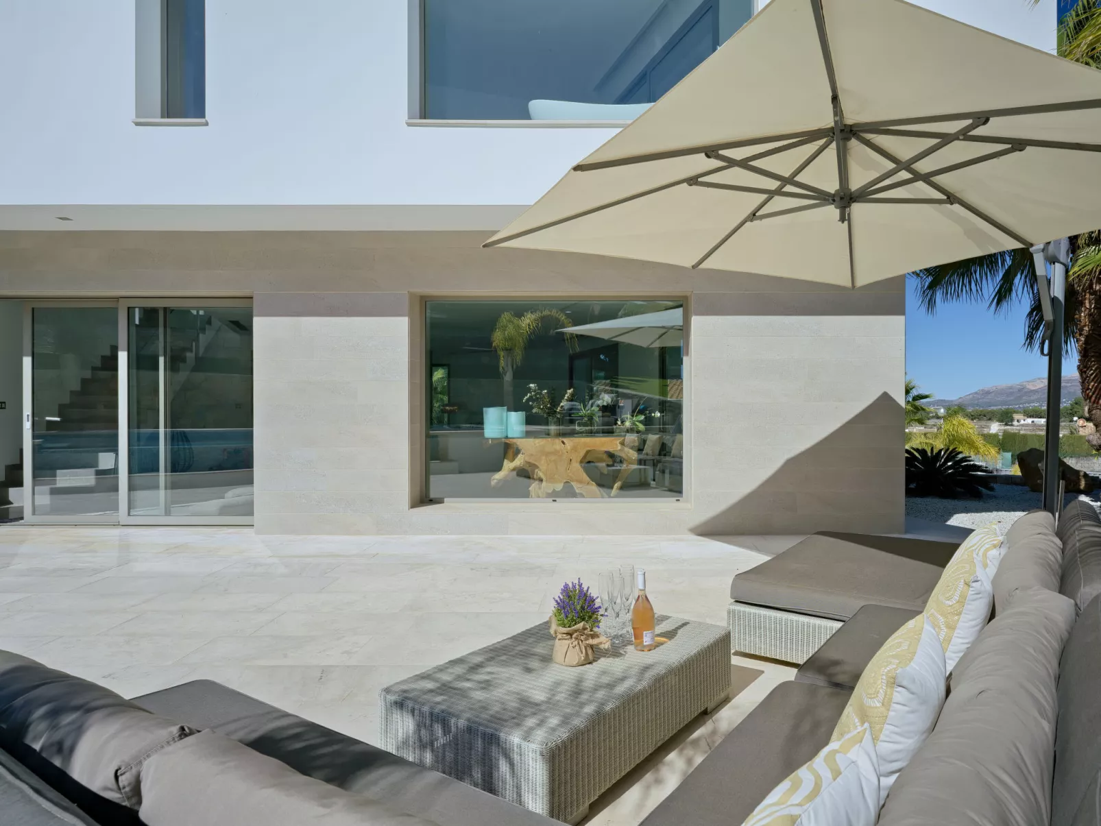 Villa Eos-Outside