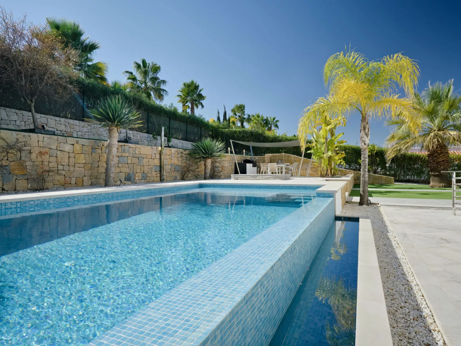 Villa Eos-Outside