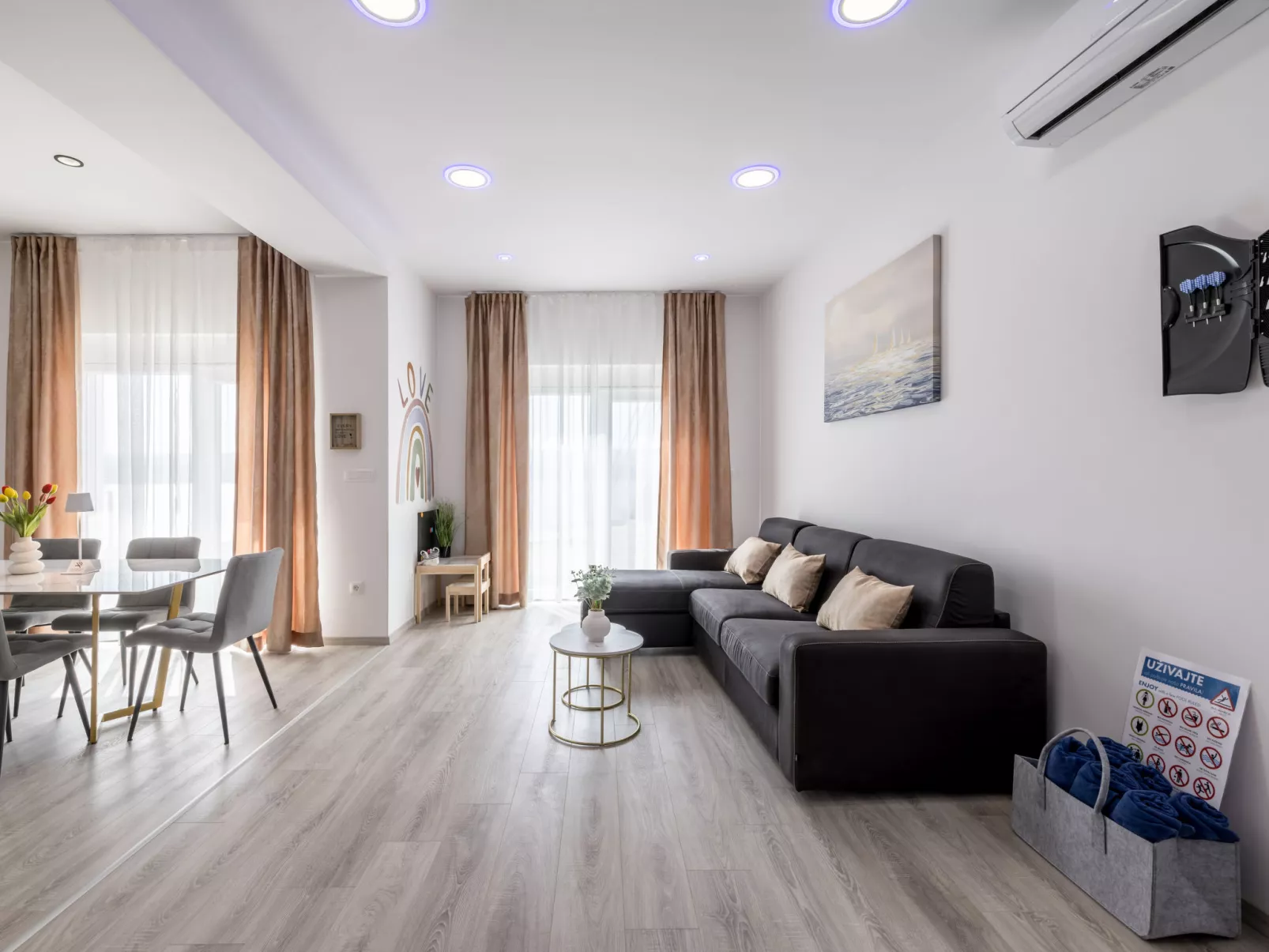 Luxury Apartman Mir-Inside