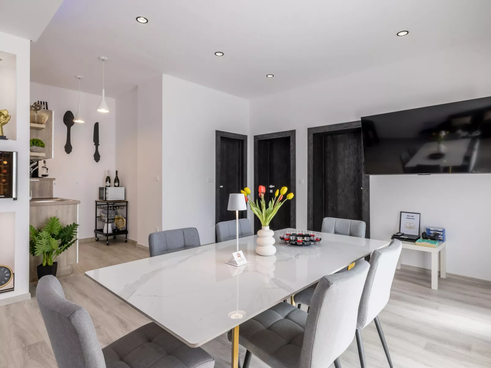 Luxury Apartman Mir-Inside