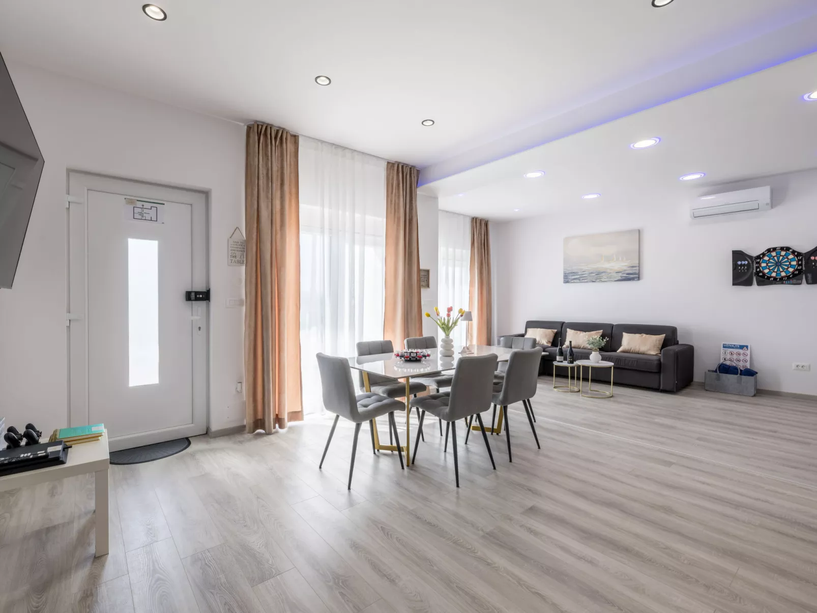 Luxury Apartman Mir-Inside