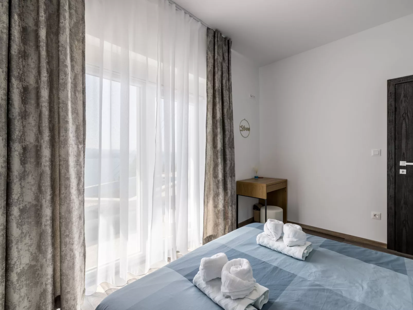 Luxury Apartman Mir-Inside