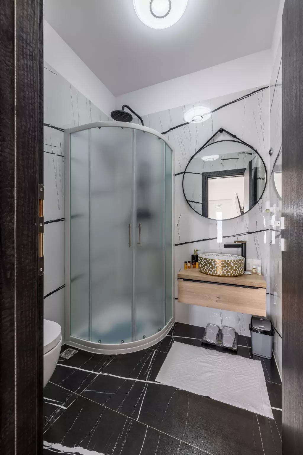 Luxury Apartman Mir-Inside