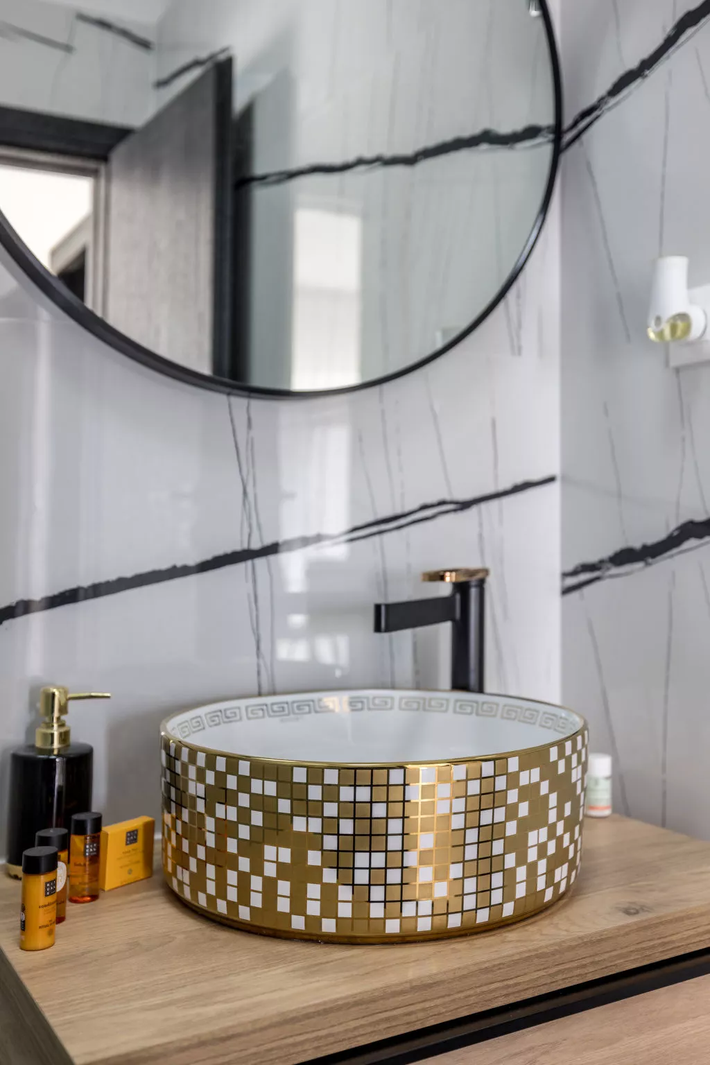 Luxury Apartman Mir-Inside