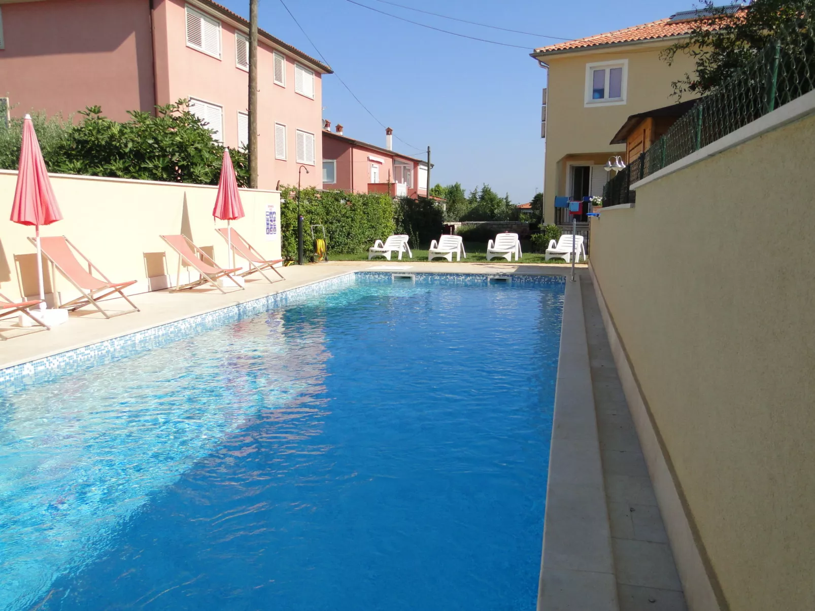 Apartment Pino-Outside
