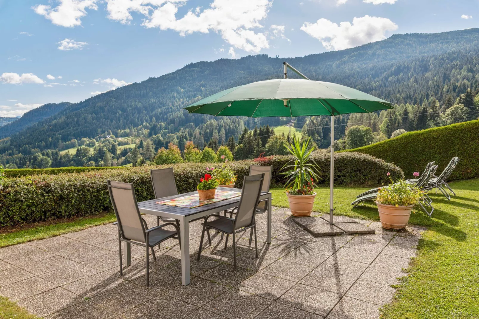 Apartment Verditz 1-Gardens summer