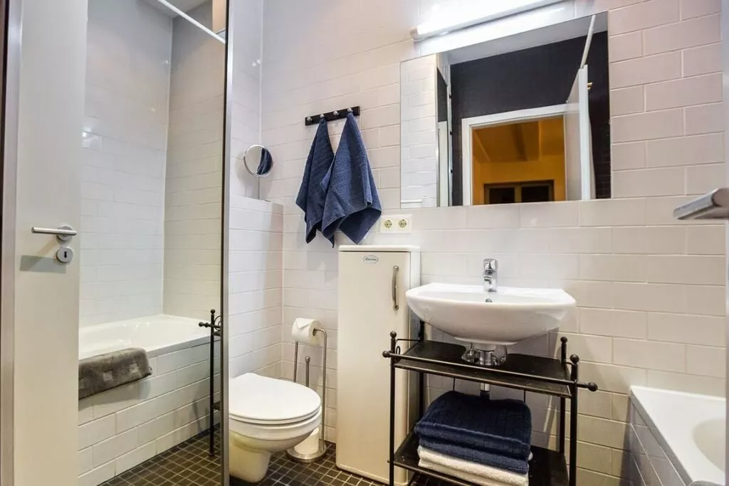 Turmvilla - EG-Badezimmer