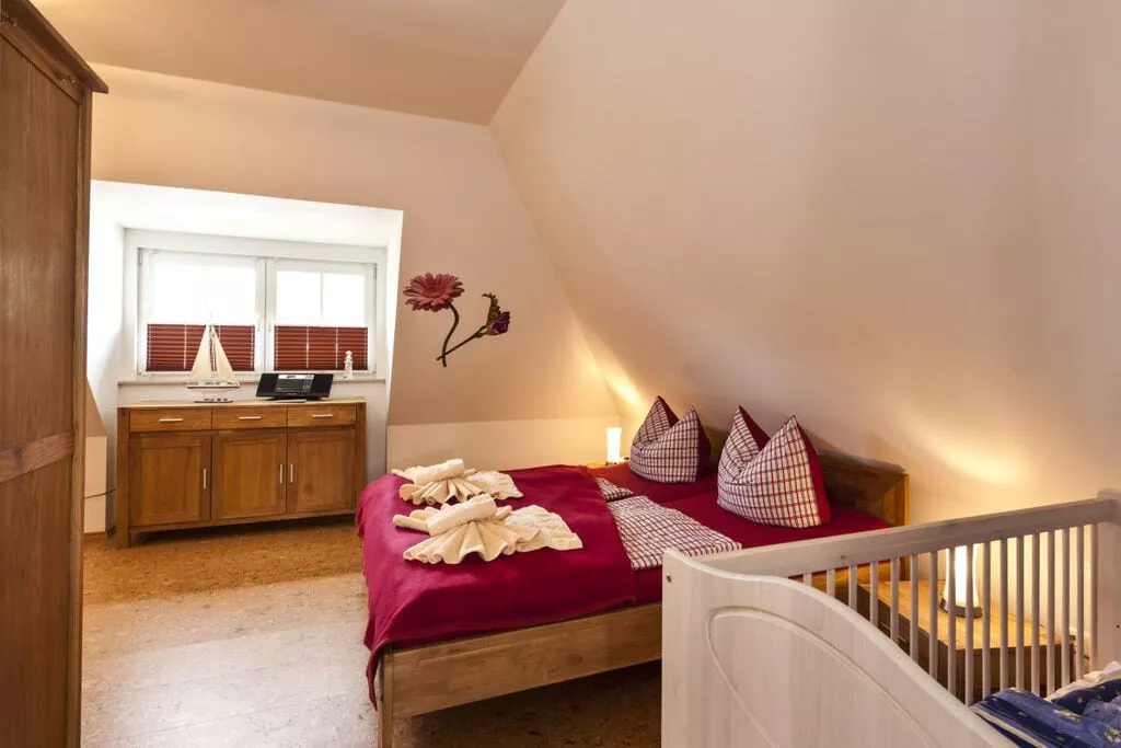 208598-Bedroom