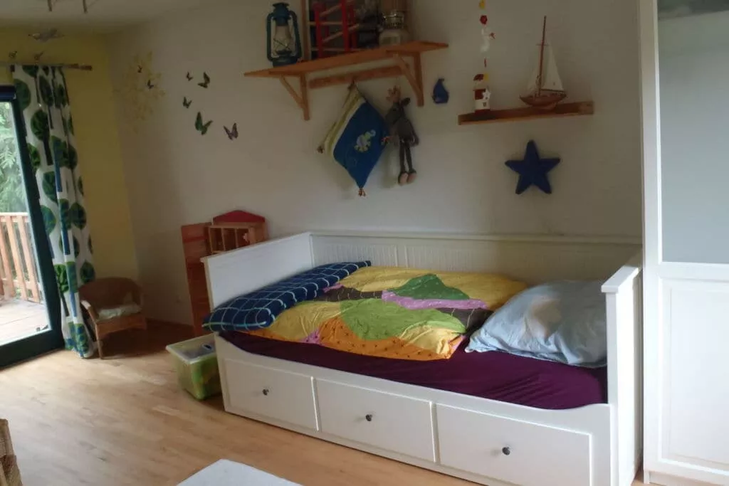 176836-Bedroom