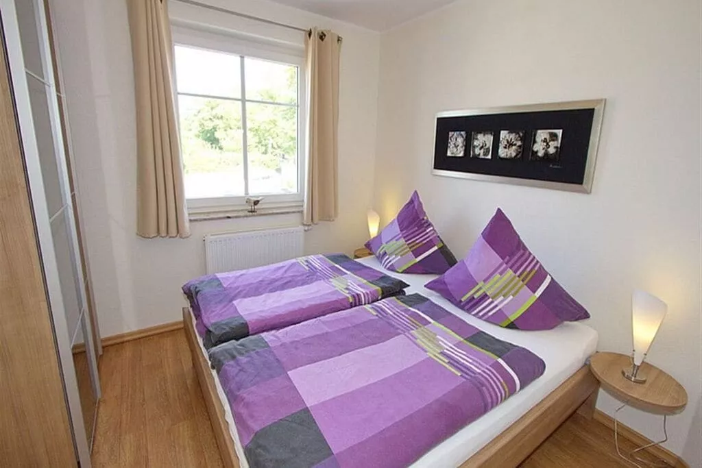 176759-Bedroom