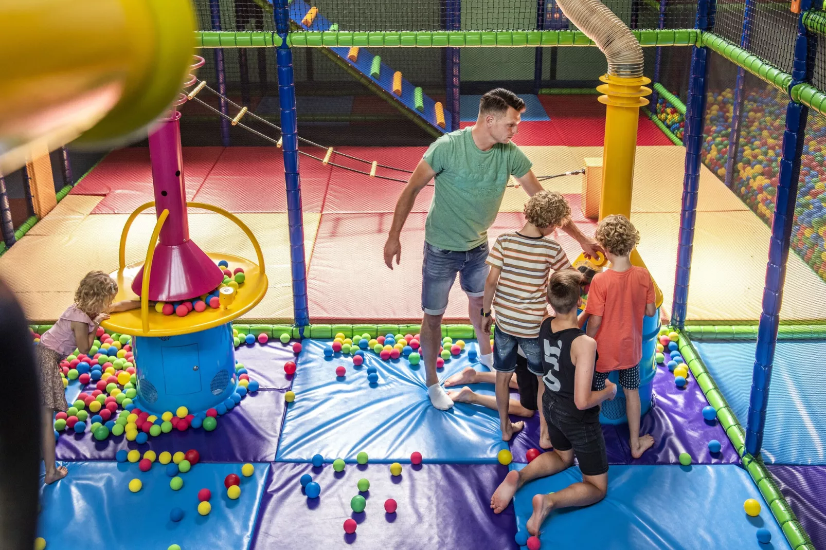 Vakantiepark BreeBronne 2-Park facilities