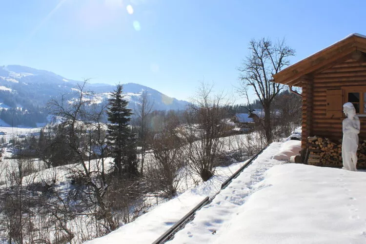 323712-View