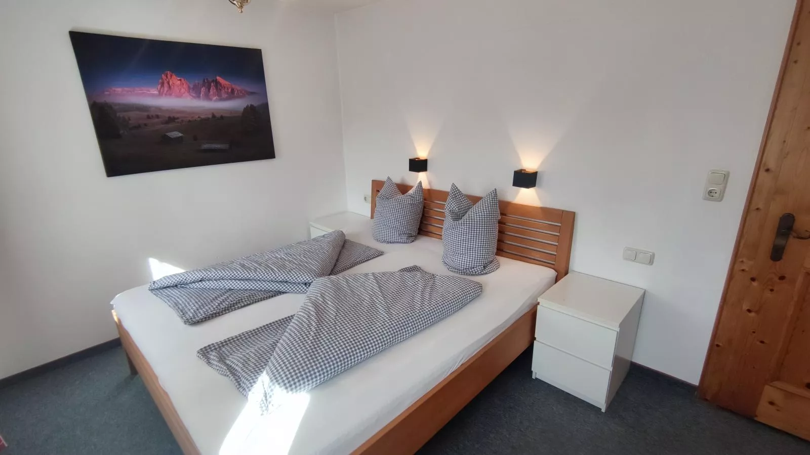 Seppen Top 2-Bedroom