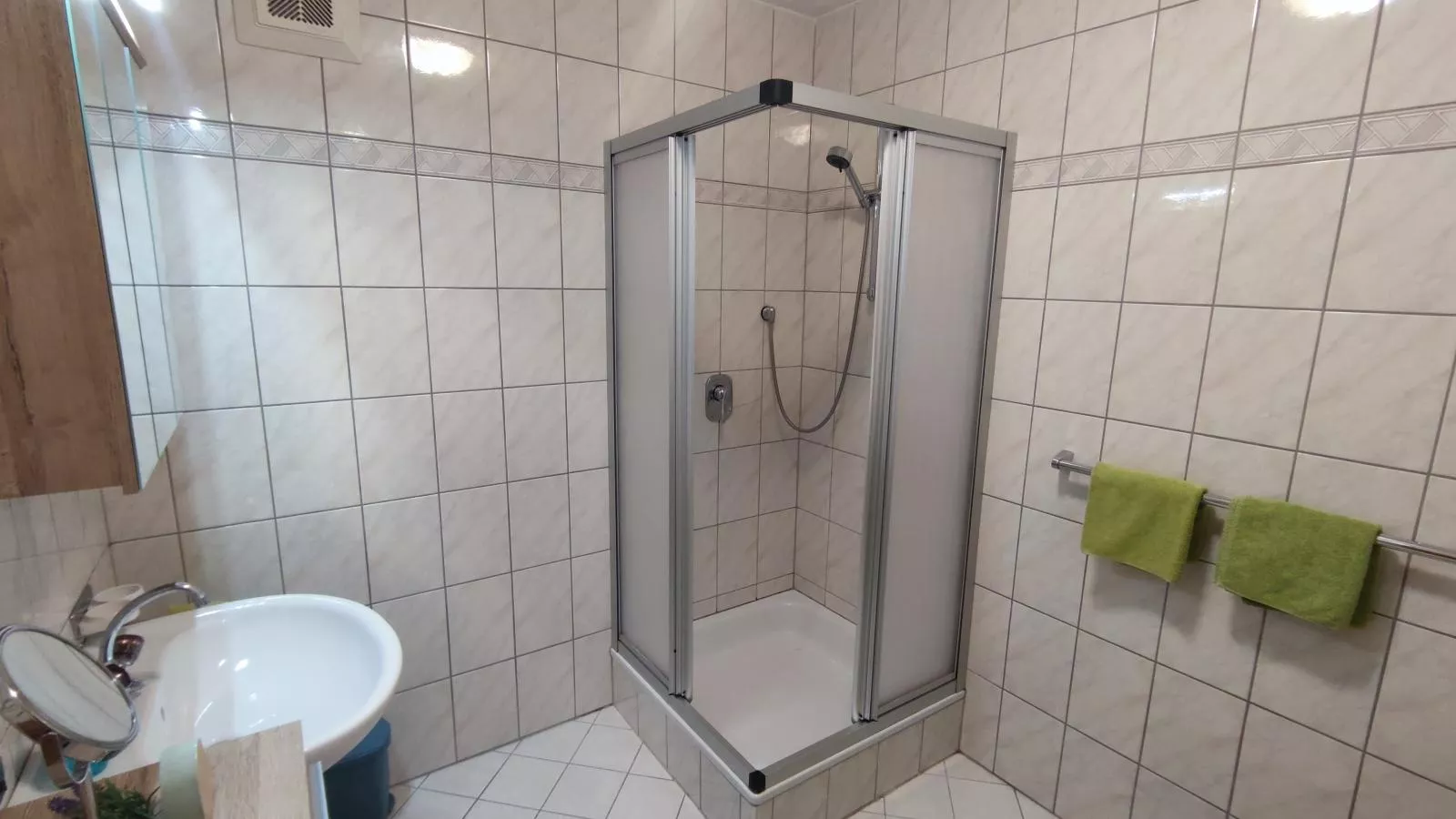 Seppen Top 2-Bathroom