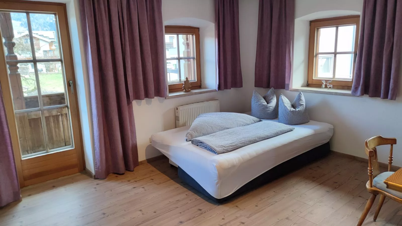 Seppen Top 3-Living room