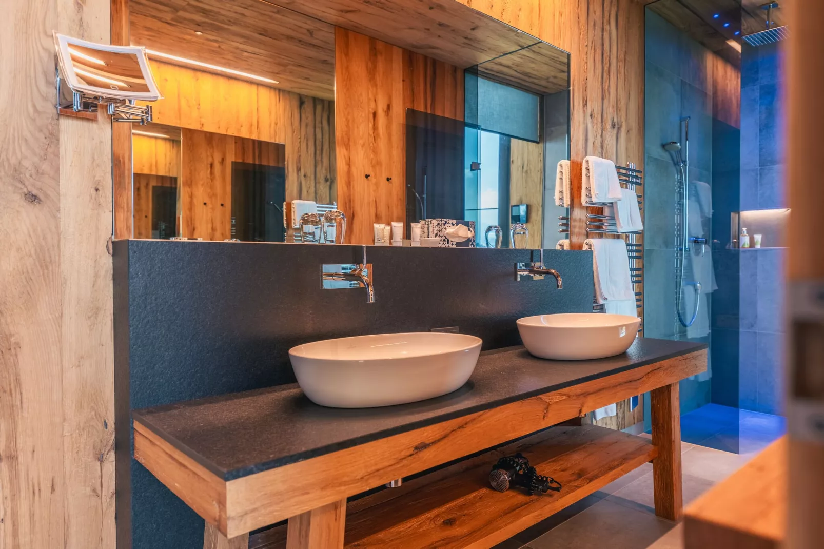 Mountain View Lofts - Granat 4 Personen-Bathroom
