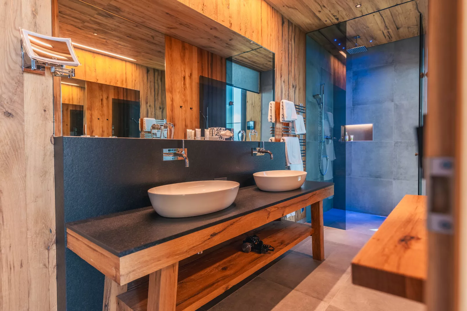 Mountain View Lofts - Granat 4 Personen-Bathroom