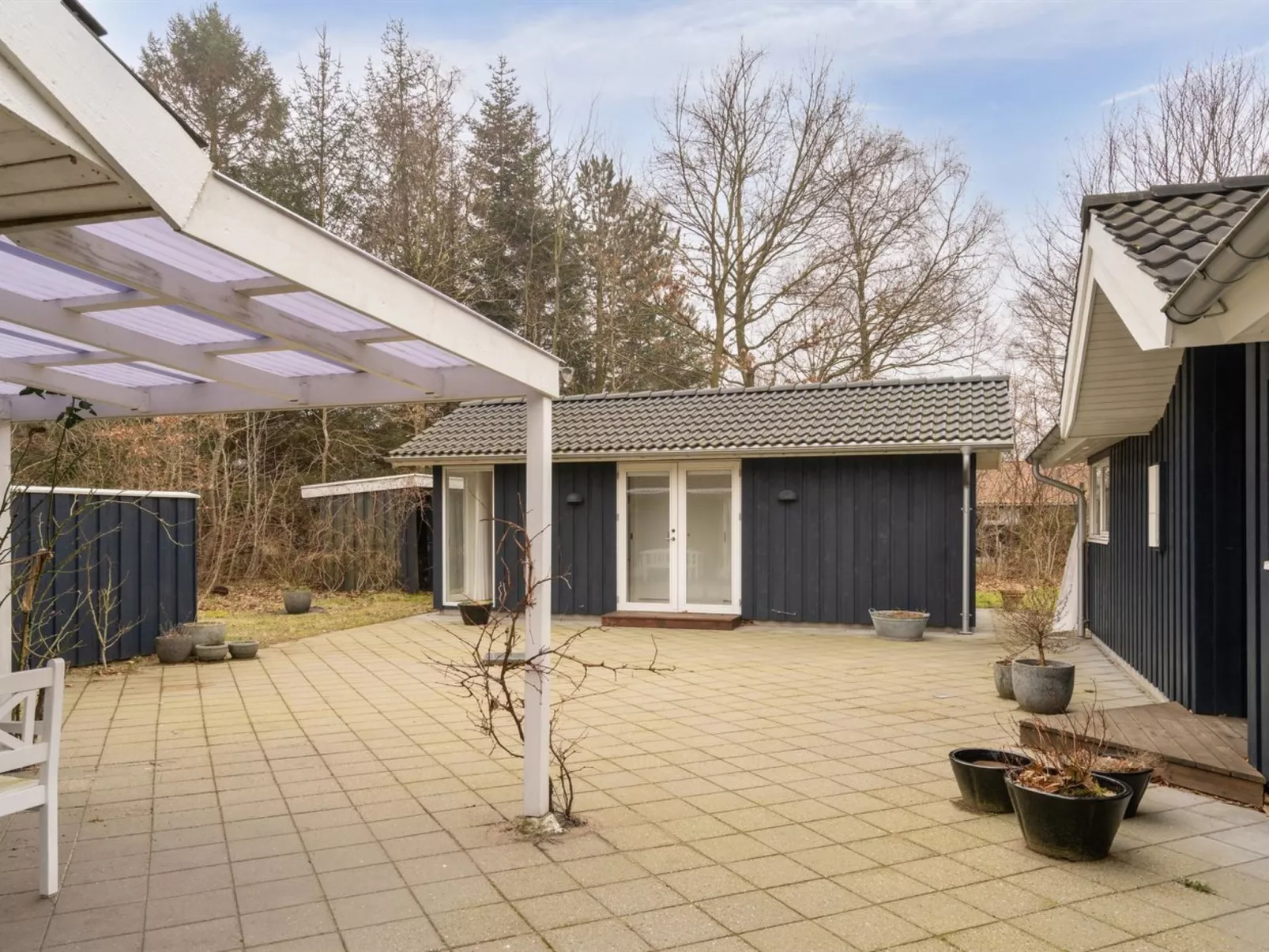 "Fatima" - 400m from the sea-Draußen