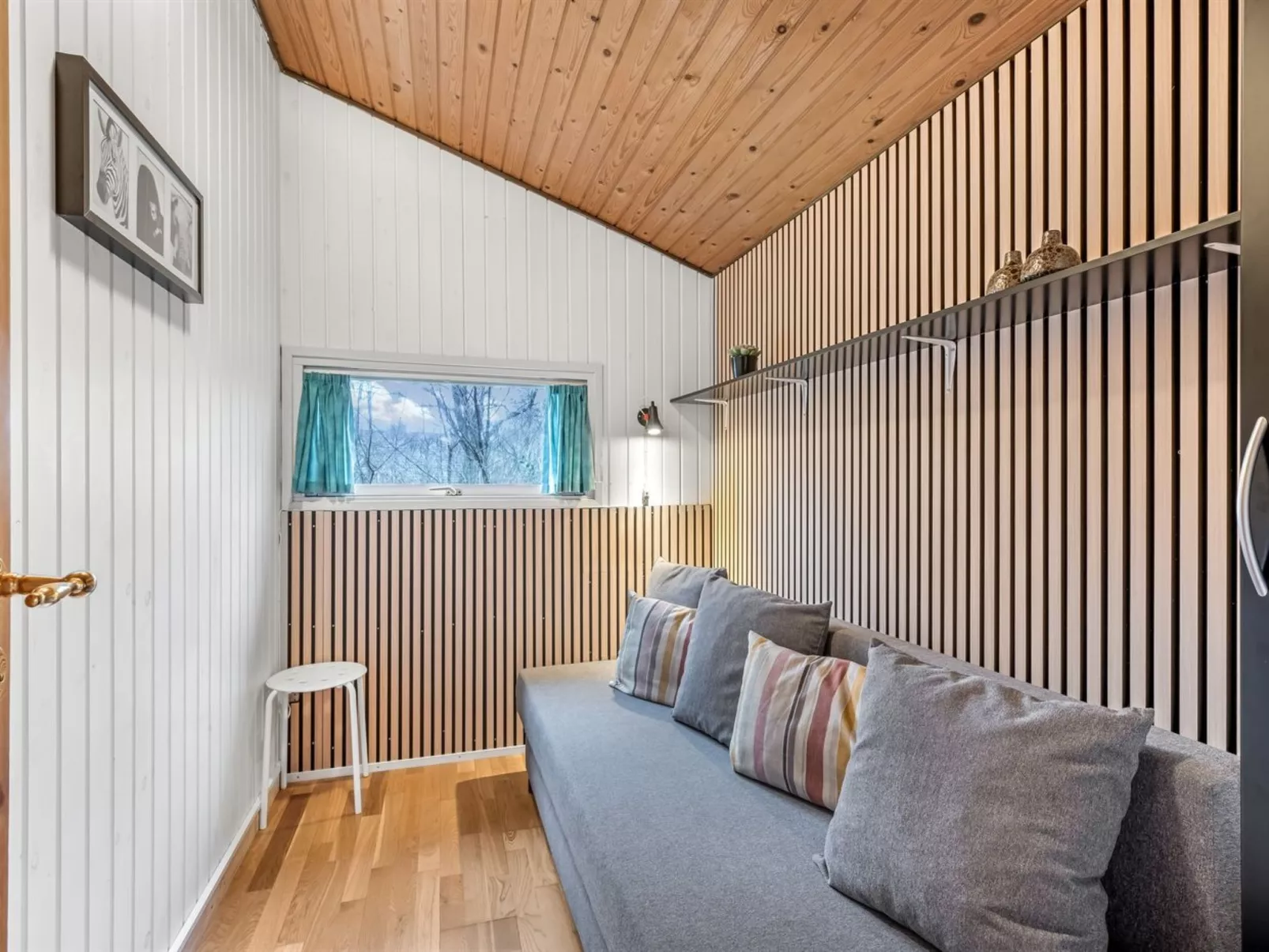 "Barni" - 11km from the sea-Inside