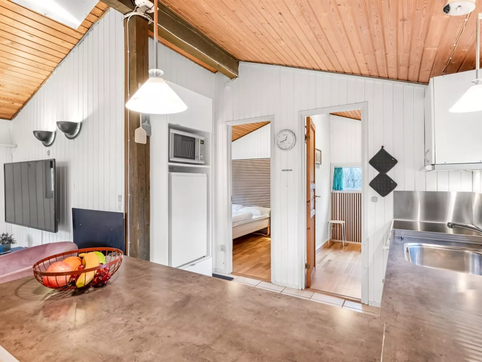 "Barni" - 11km from the sea-Inside