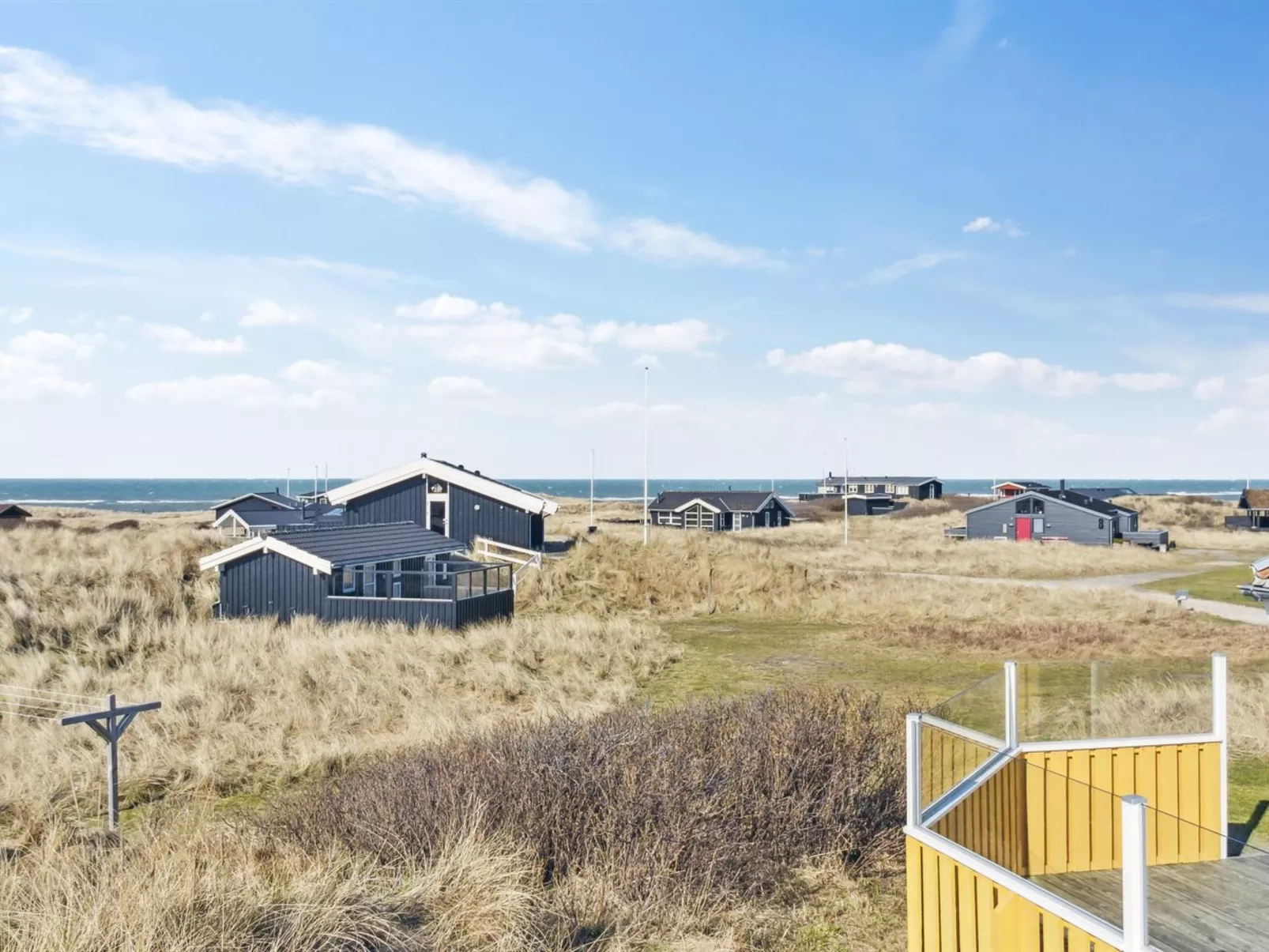 "Bjarni" - 239m from the sea-Outside