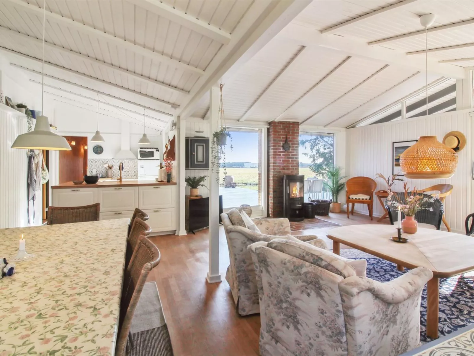 "Tuukka" - 350m from the sea-Inside