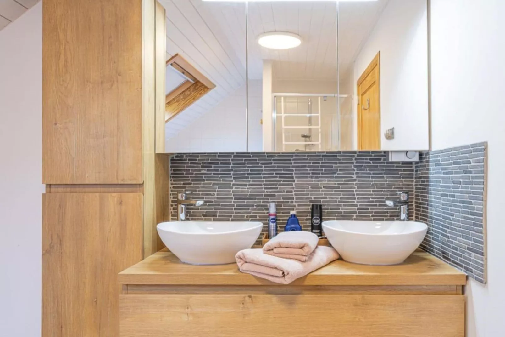 Villa du Bonheur-Bathroom