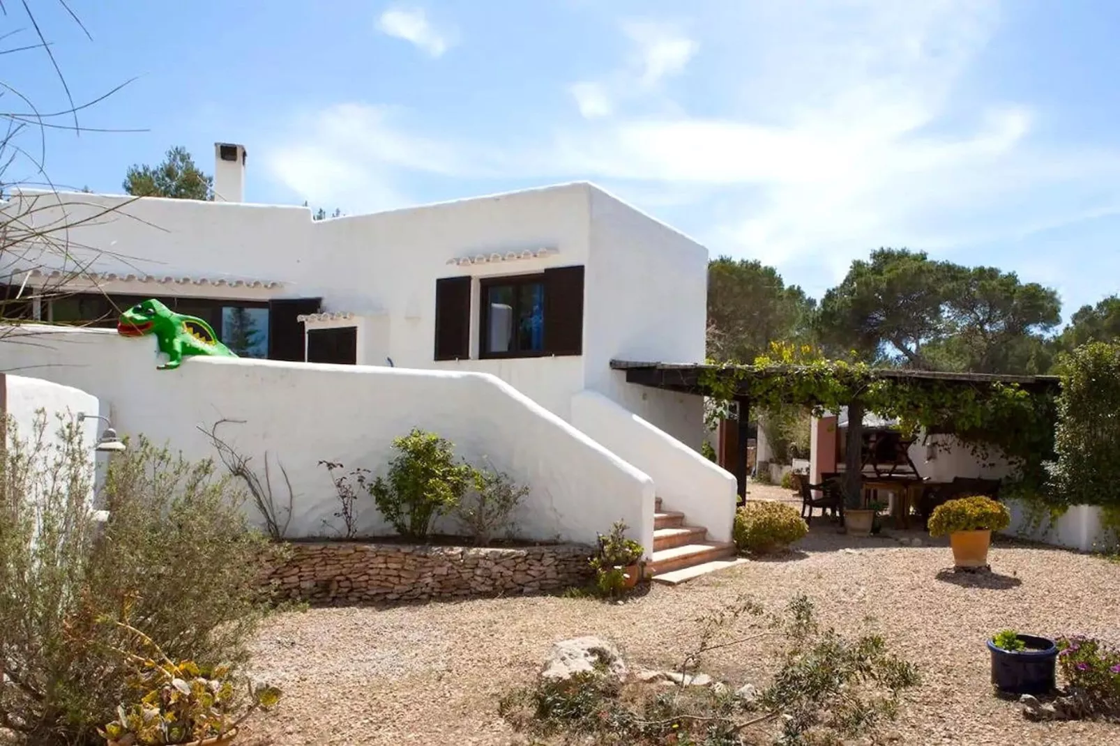 Casa Dragón-View summer