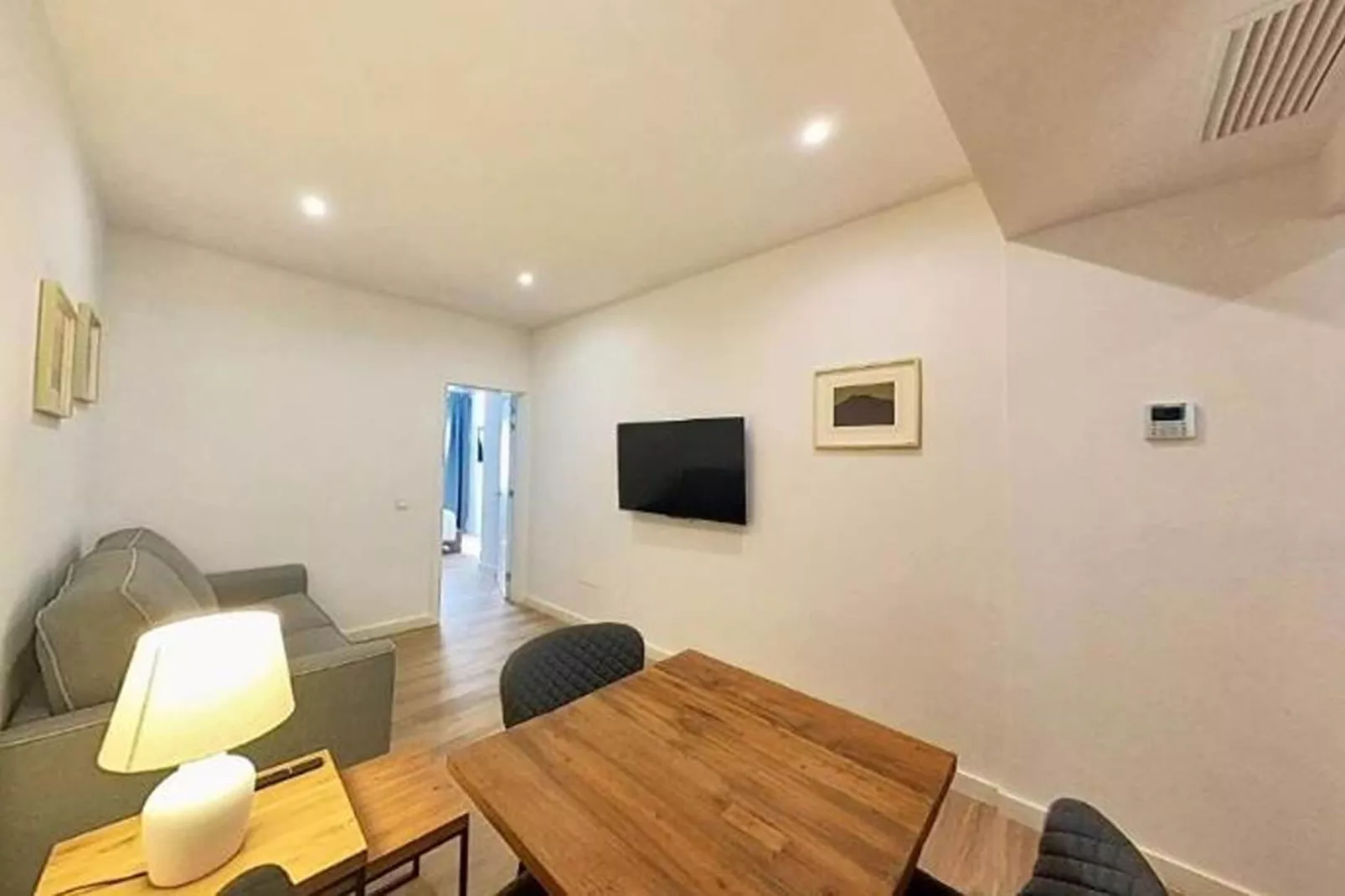 Casa Amarilla-Living room