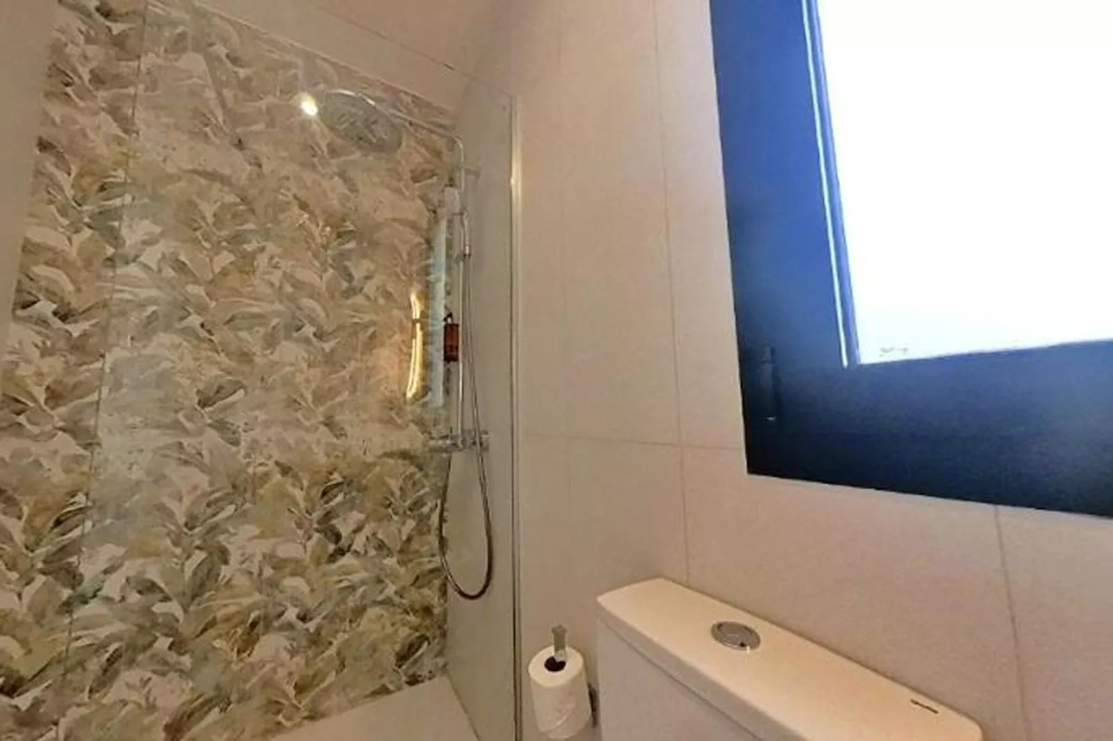 Casa Amarilla-Bathroom