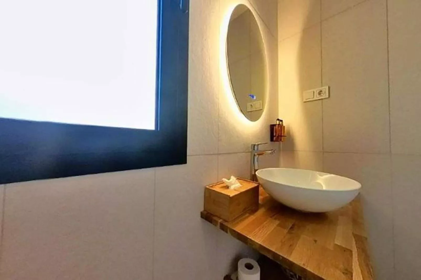 Casa Naranja-Bathroom