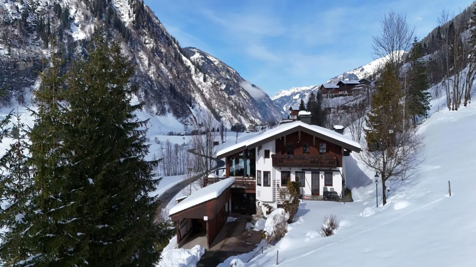Spykerhütte-Exterior winter