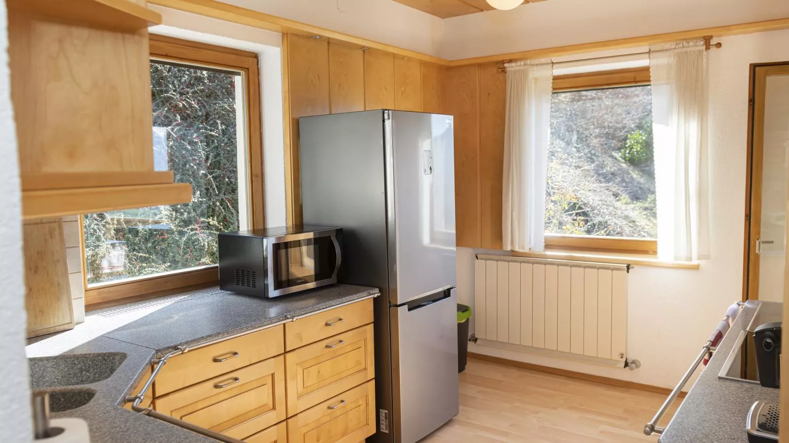 Linden Platzl-Kitchen
