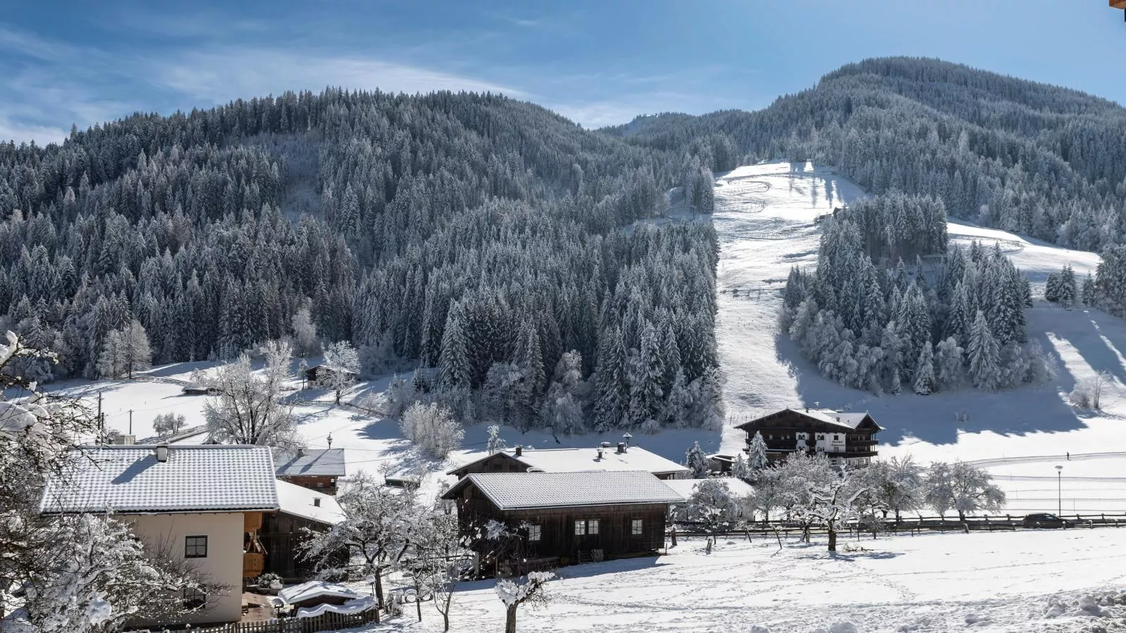 Tirolee Marchegg 2 OG Top 4-View winter