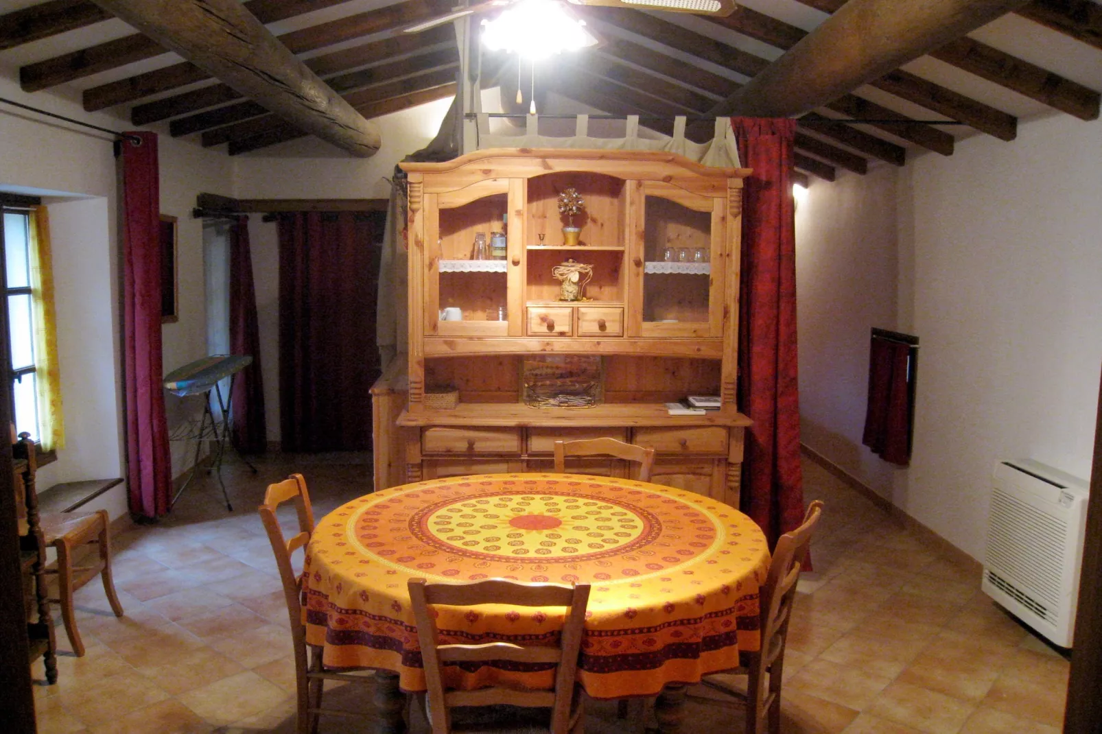 Le Gîte-Esszimmer