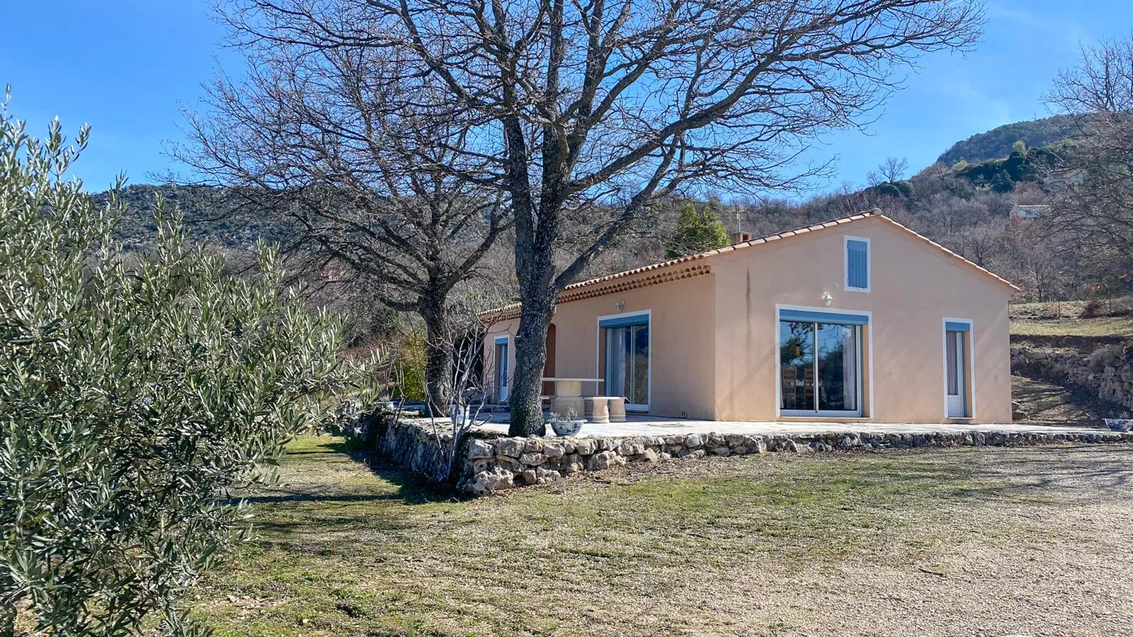 Verdon-Exterior summer