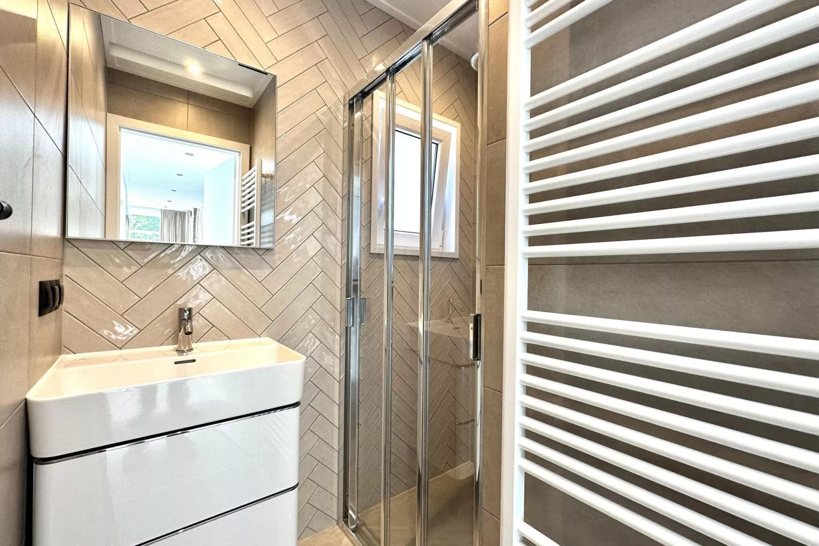 Vakantiepark De Rimboe & De Woeste Hoogte 28-Salle de bain