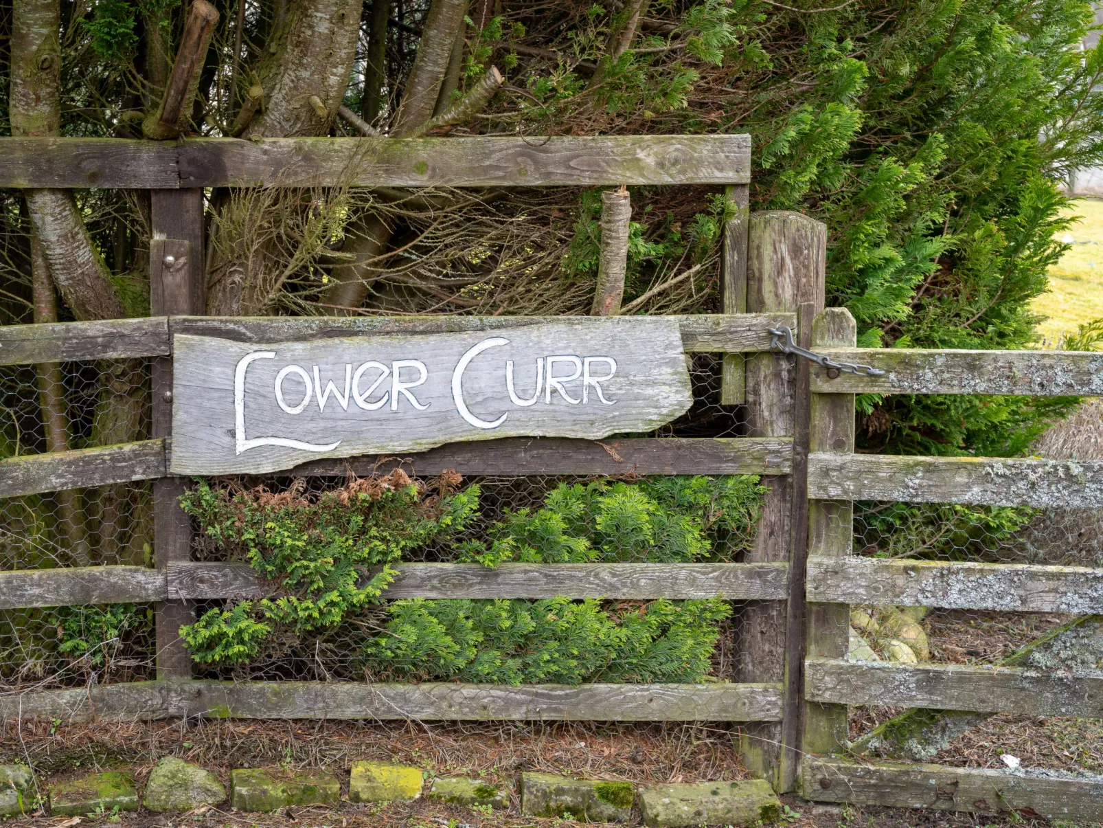 Lower Curr-Outside