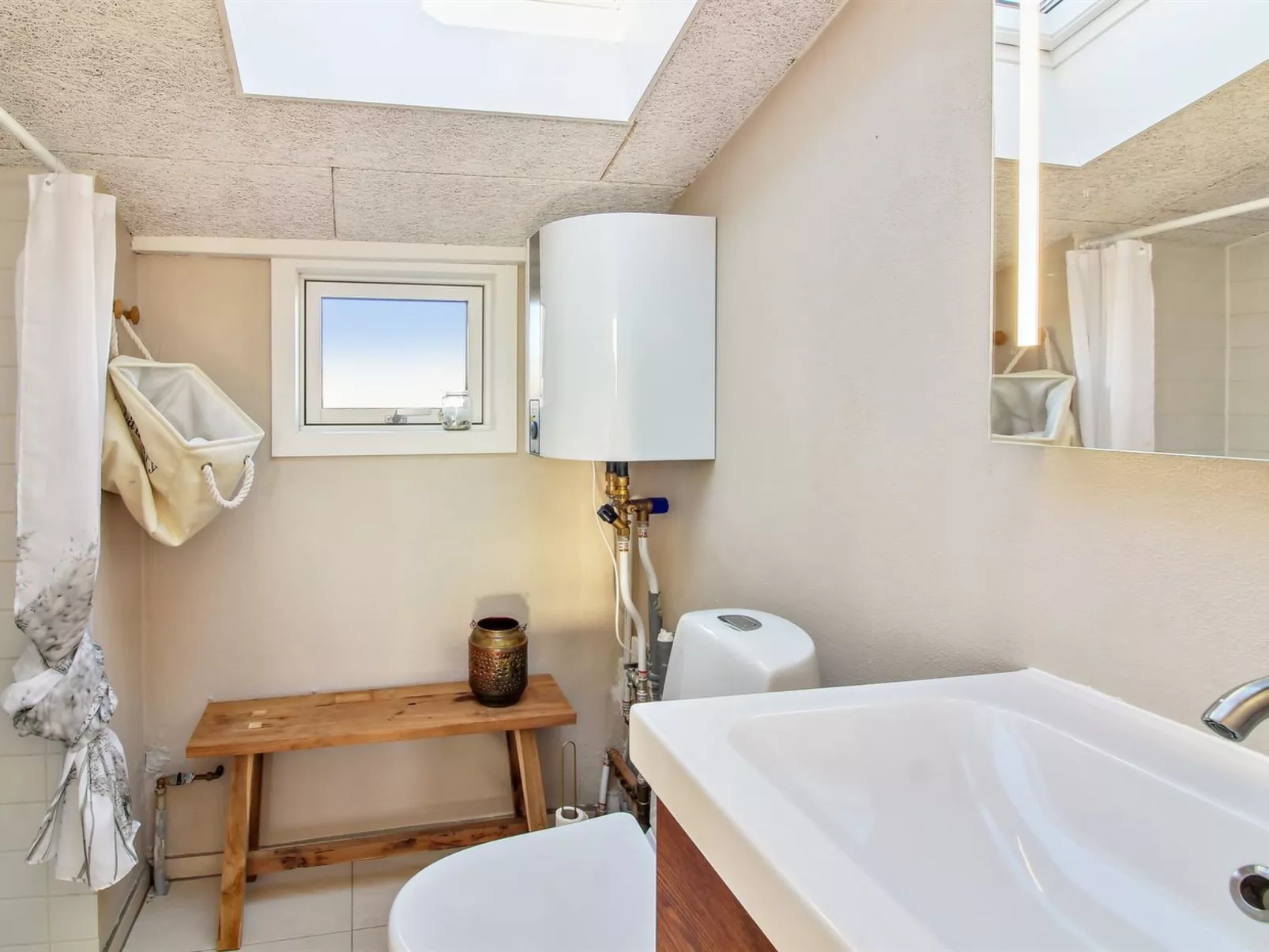 "Fatlinda" - 50m from the sea-Drinnen
