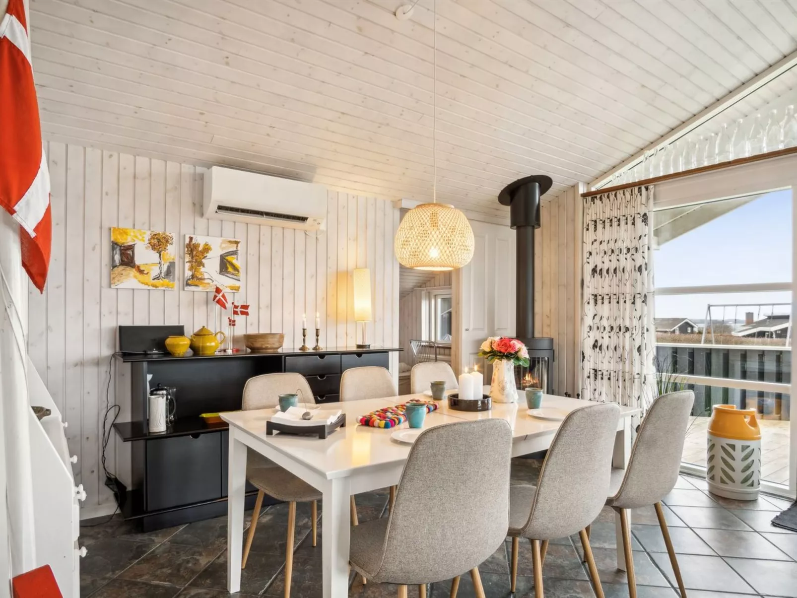 "Sohvi" - 300m from the sea-Inside