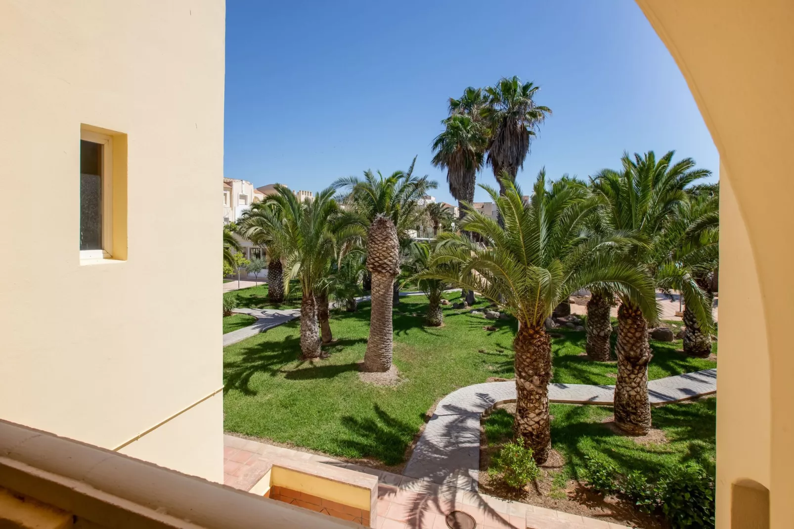 Macael Bajo 202-View summer