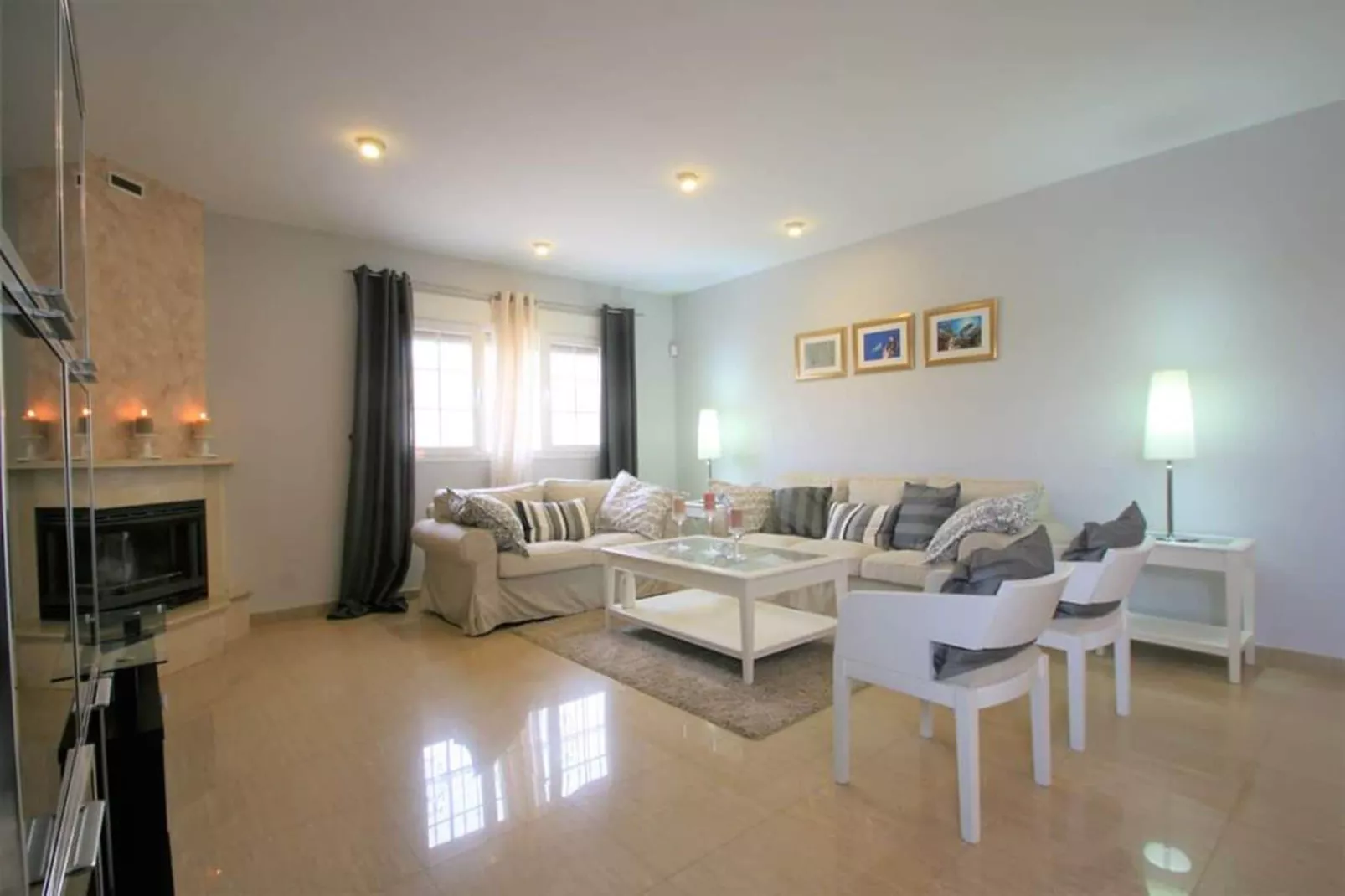 Villa Valerya-Living room