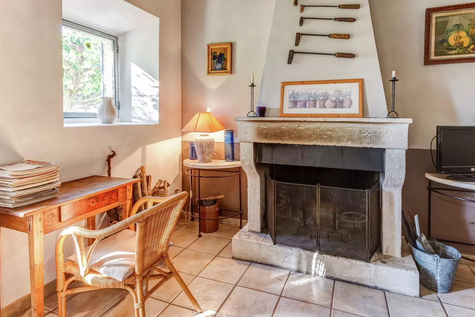 Le Mûrier-Living room