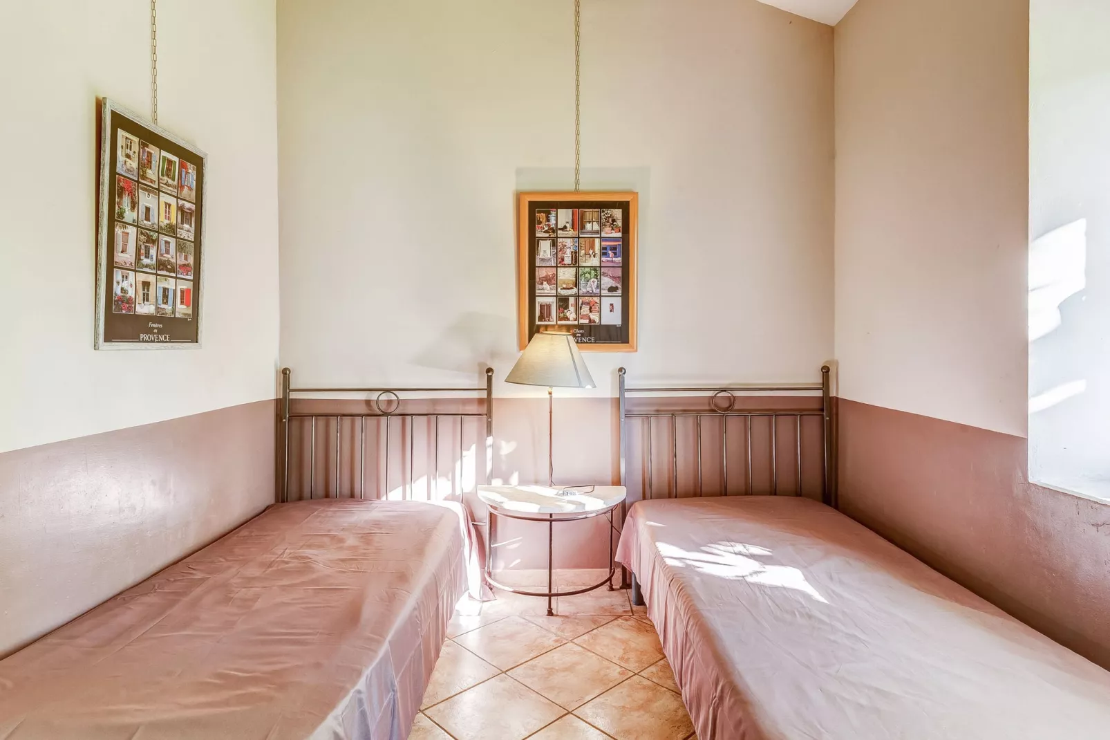 Le Mûrier-Bedroom