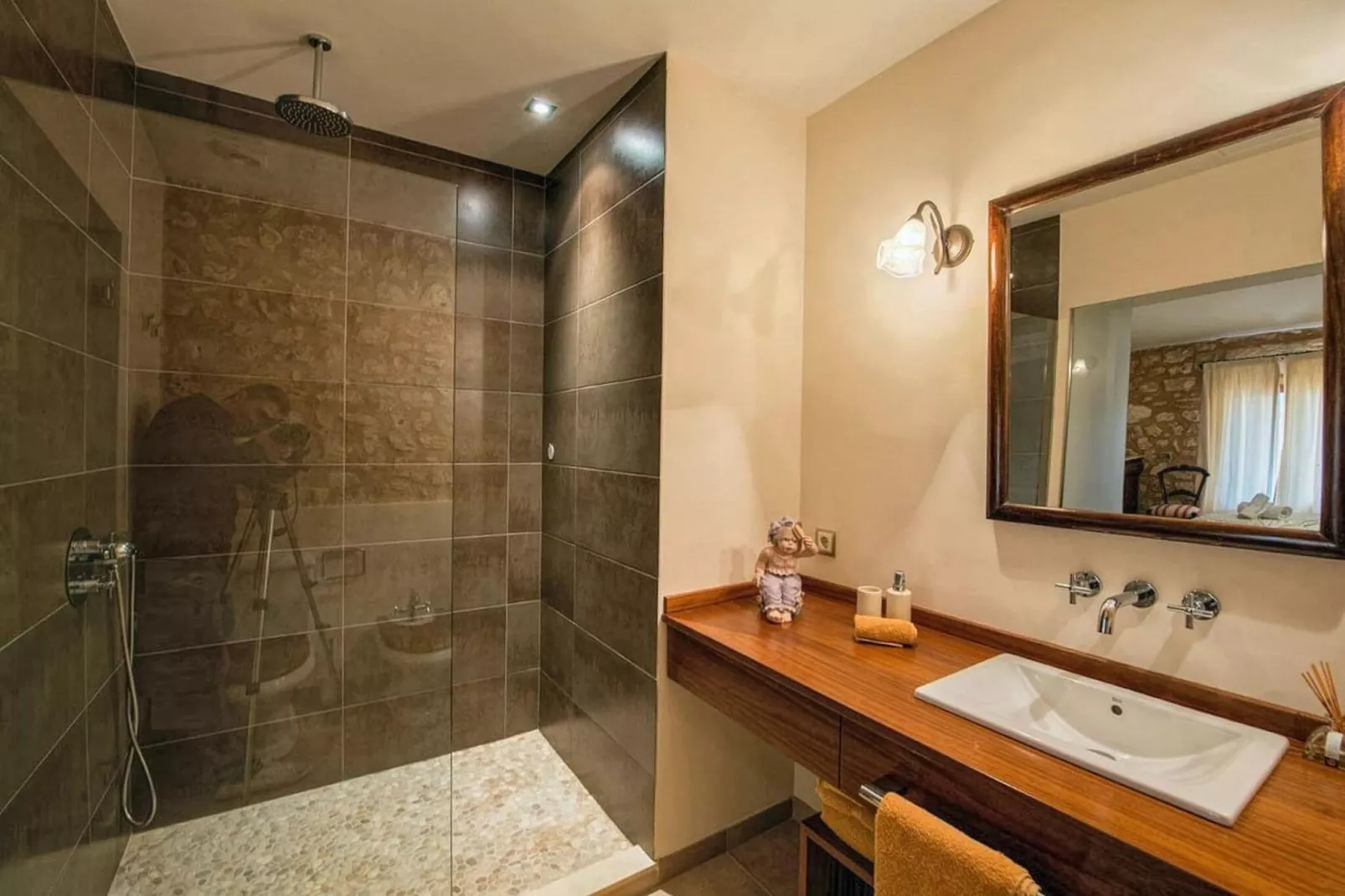 Casa Pleta-Bathroom